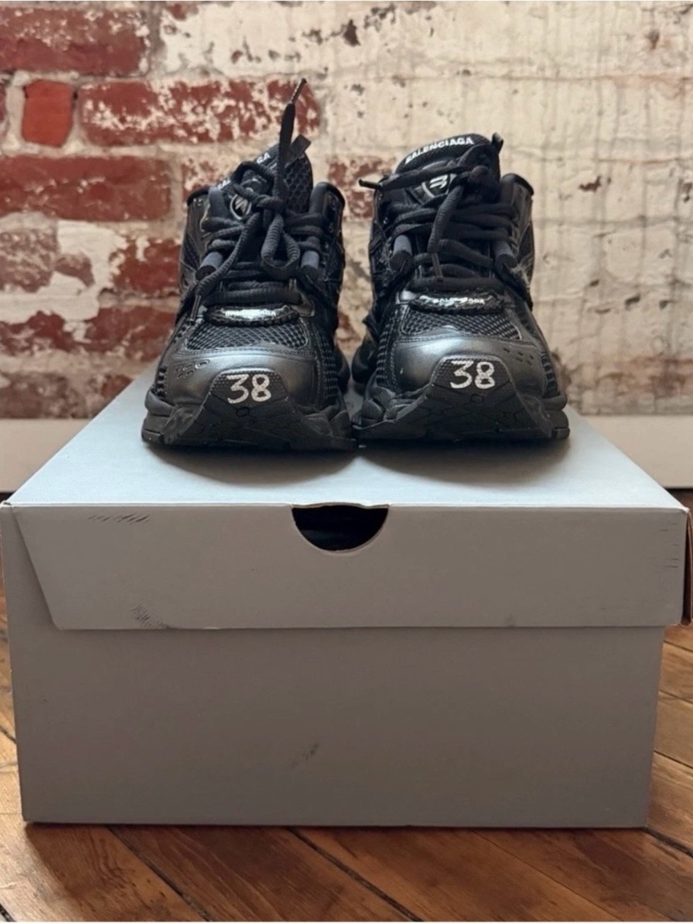 Balenciaga runners